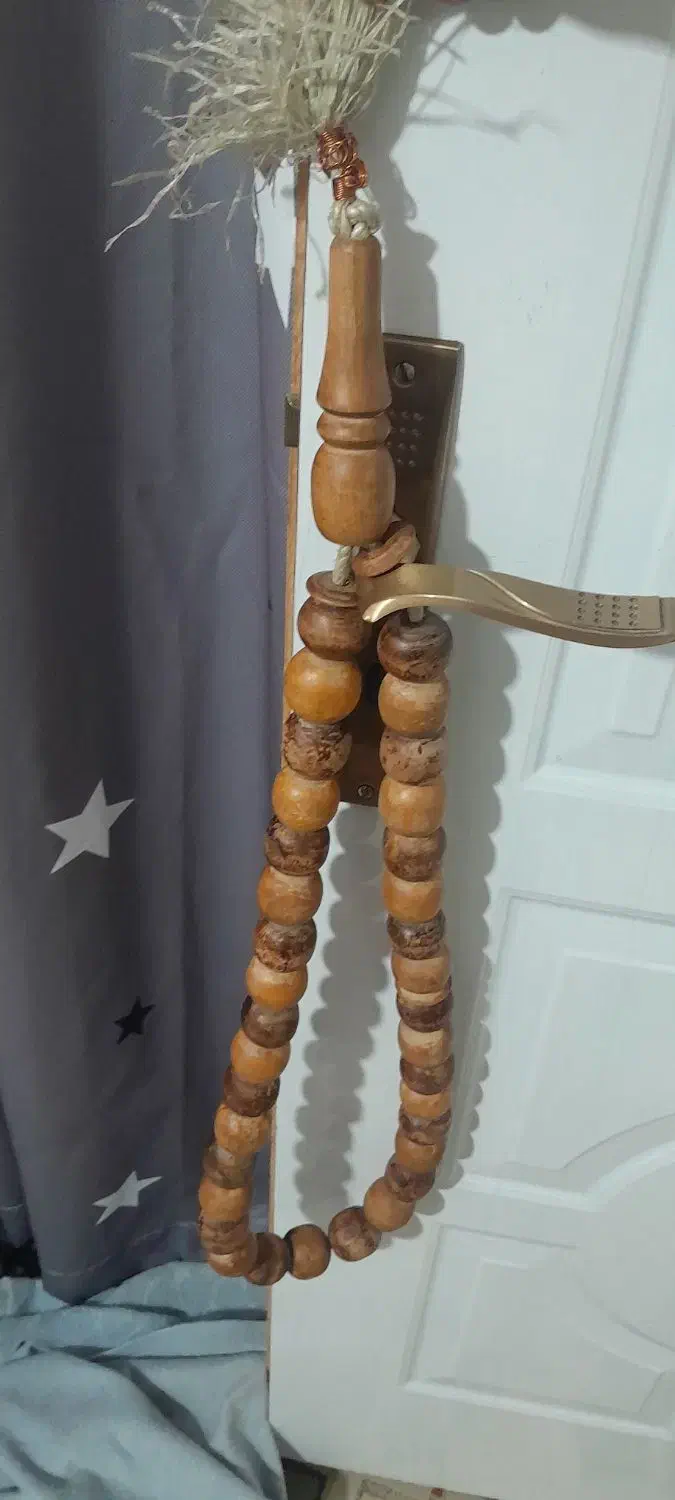 تسبیح مخصوص لات ها|جواهرات|اندیشه, اندیشه فاز ۱|دیوار