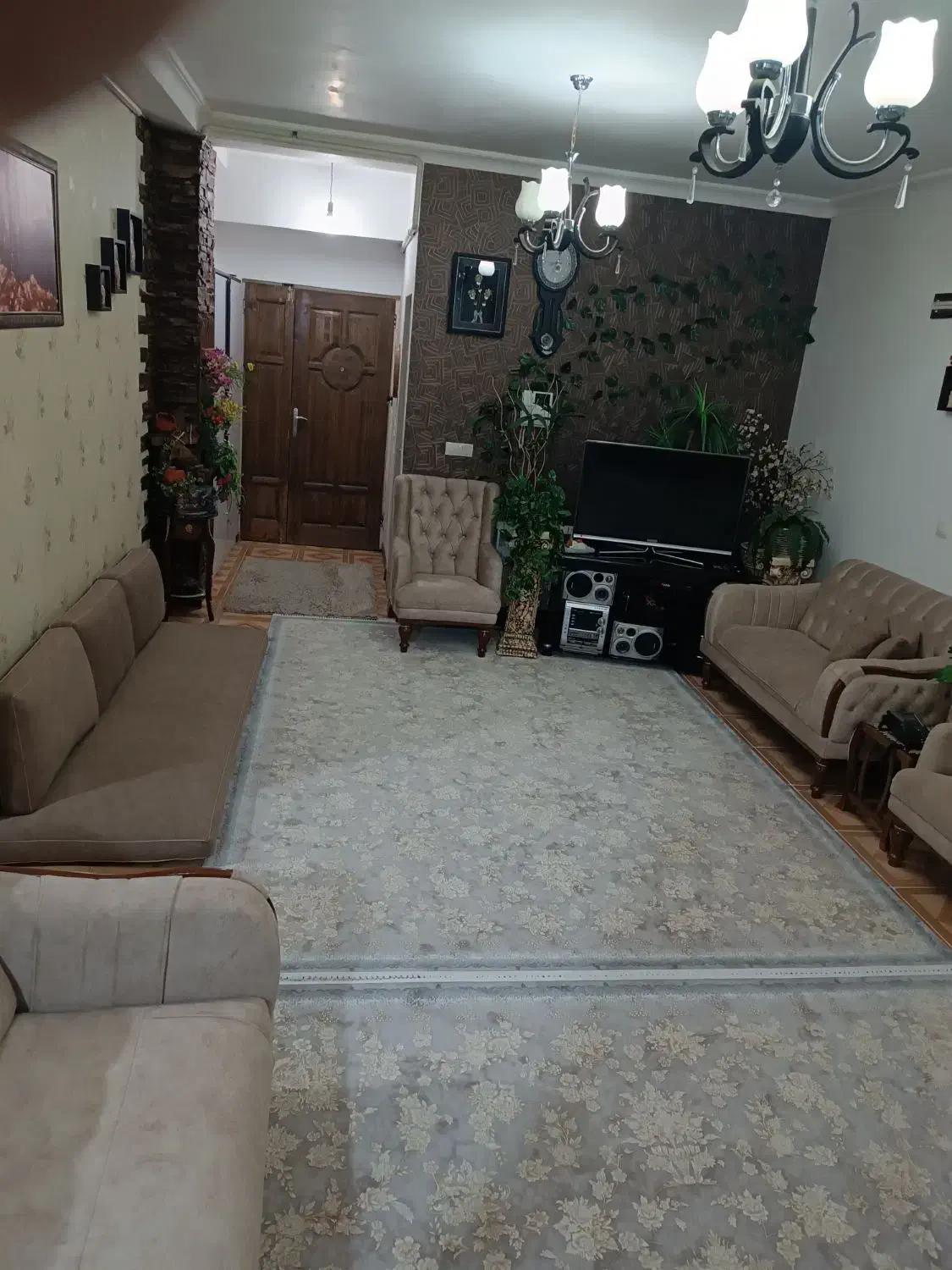 آپارتمان فروشی فوق العاده دلباز وتمیز|فروش آپارتمان|رفسنجان, |دیوار