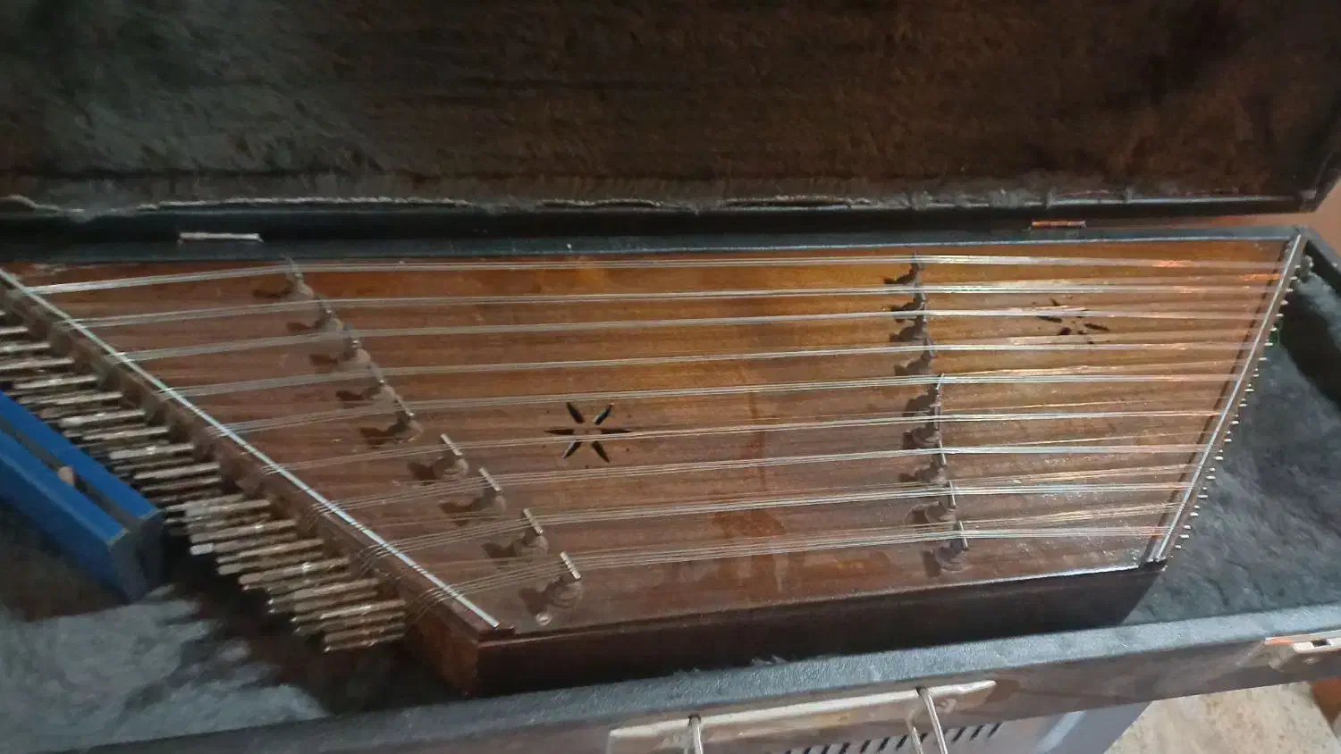 سنتور|سازهای سنتی|زنجان, |دیوار