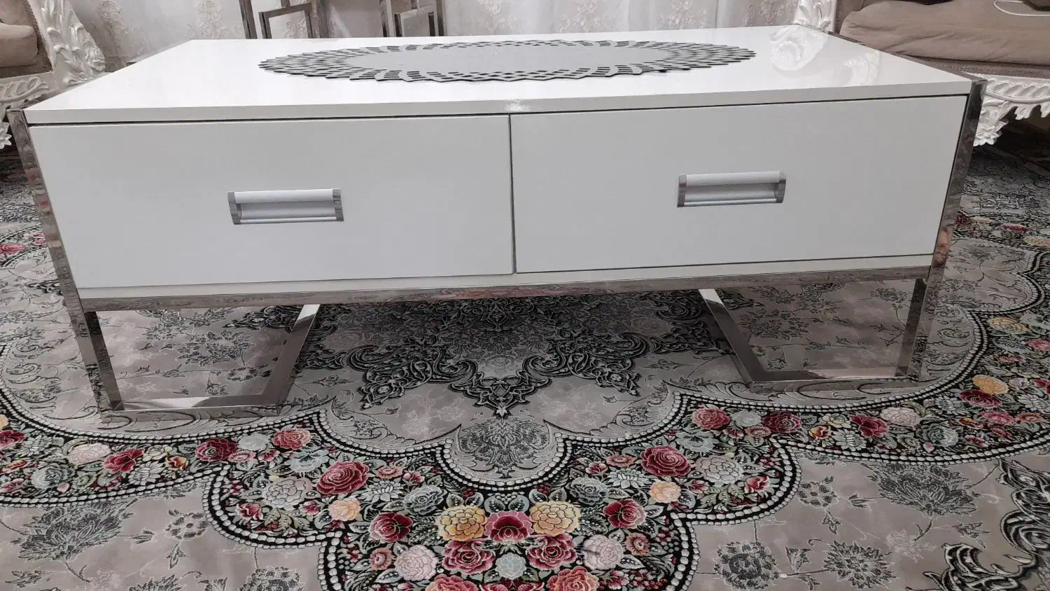 میز وسط مبلمان درحد نو|مبلمان خانگی و میز عسلی|قرچک, شهرک طلائیه|دیوار