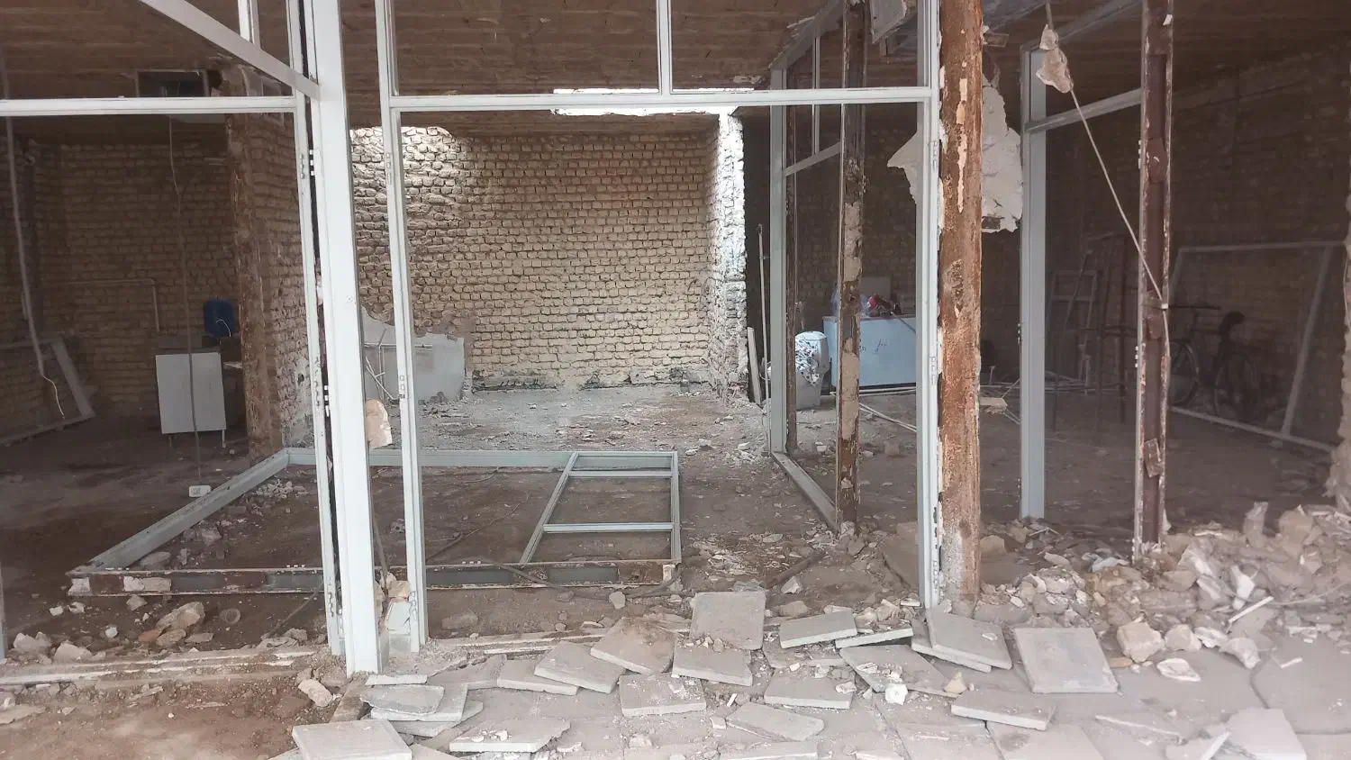 تخریب و کندن کاری|خدمات پیشه و مهارت|قم, زنبیل آباد|دیوار