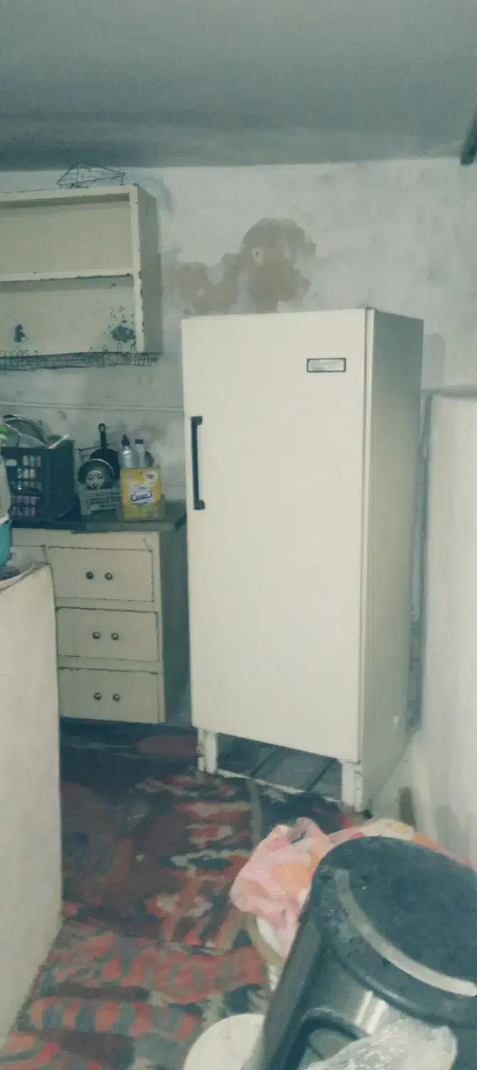 یک یخچال ده فوت ارج و یک گاز پنج شعله|اجاق گاز و لوازم برقی پختوپز|بجنورد, |دیوار