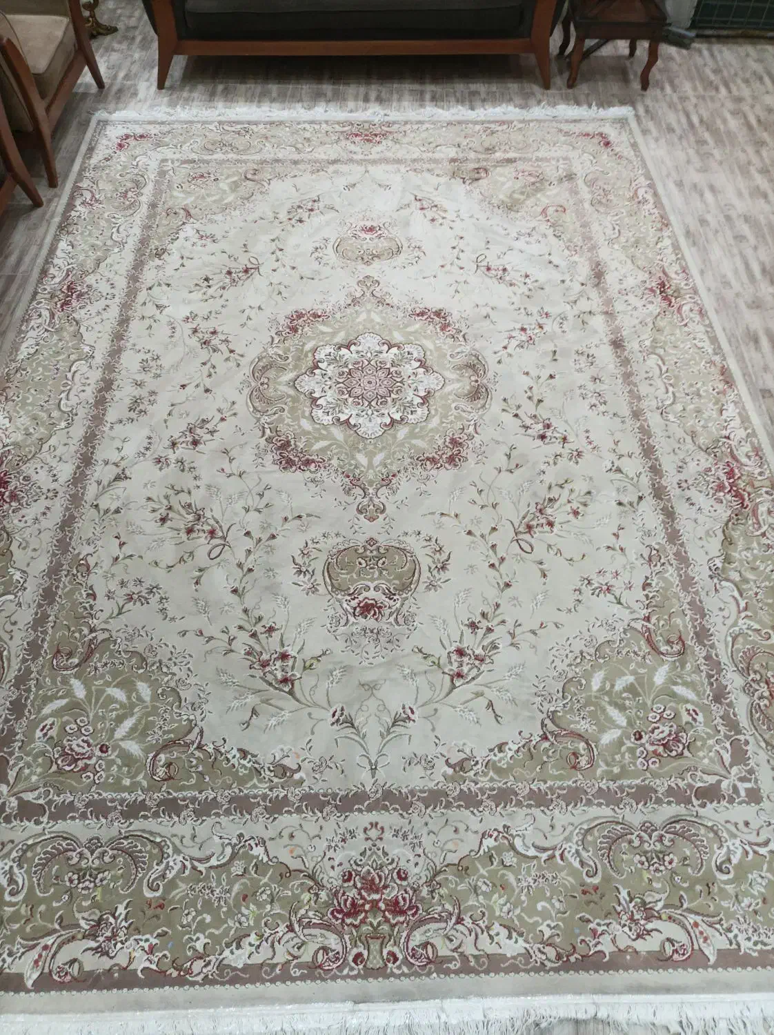 فرش ابریشمی|فرش|رشت, فلسطین|دیوار