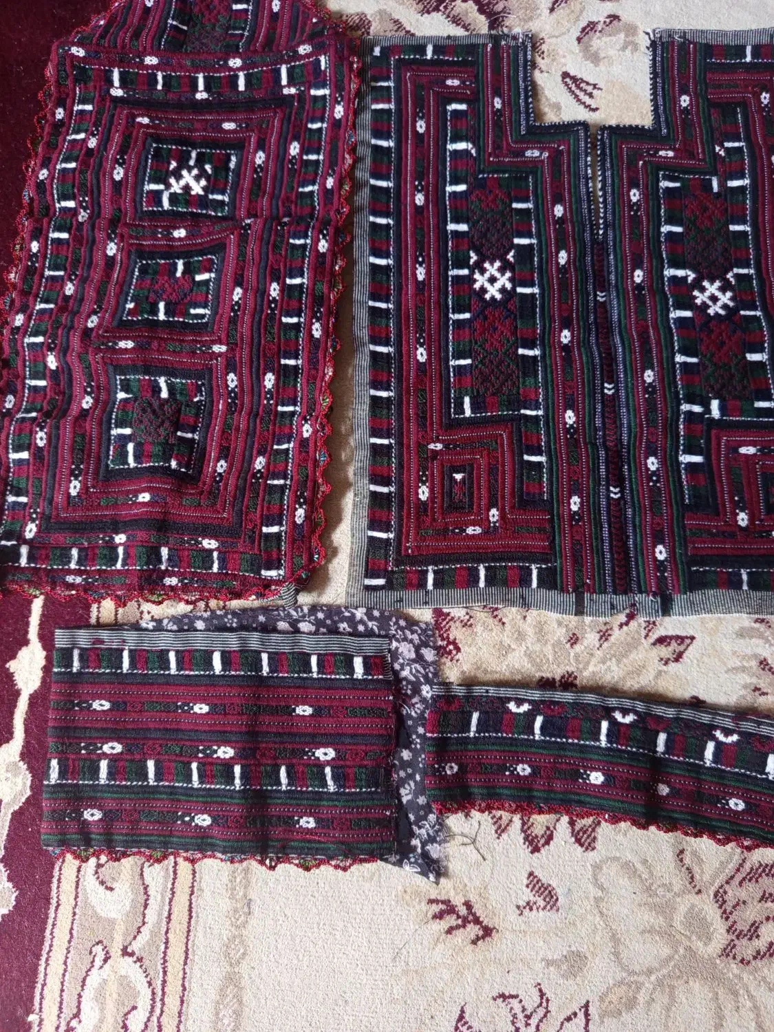 زیخ آستین آماده|لباس|سیب و سوران, |دیوار