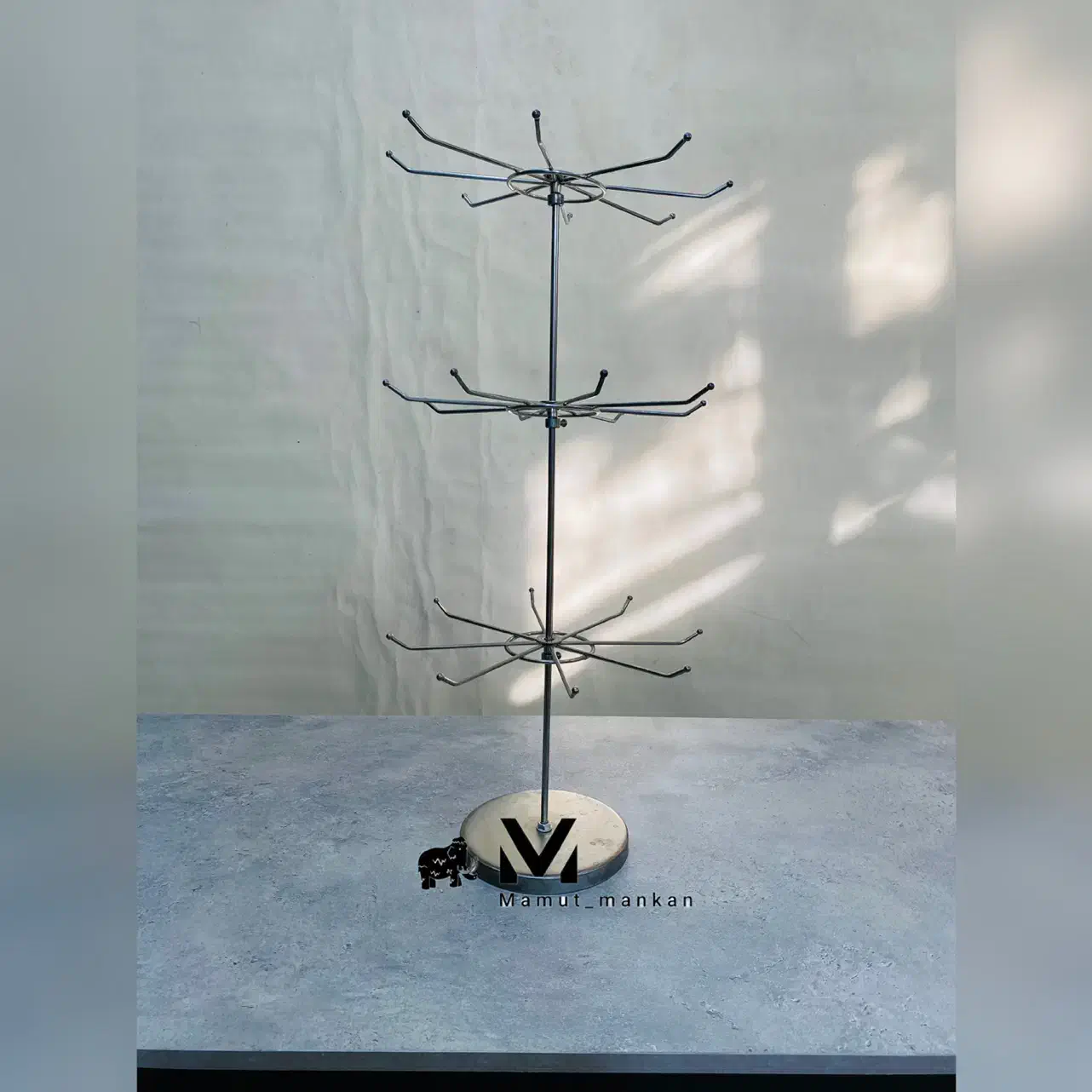 پنچ طبقه جورابی و سه طبقه جورابی و رگال و چوبلباسی|فروشگاه و مغازه|اصفهان, سودان|دیوار