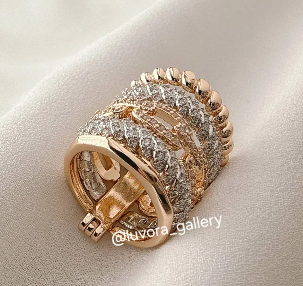 زیور آلات استیل رنگ ثابت|بدلیجات|قمرود, |دیوار