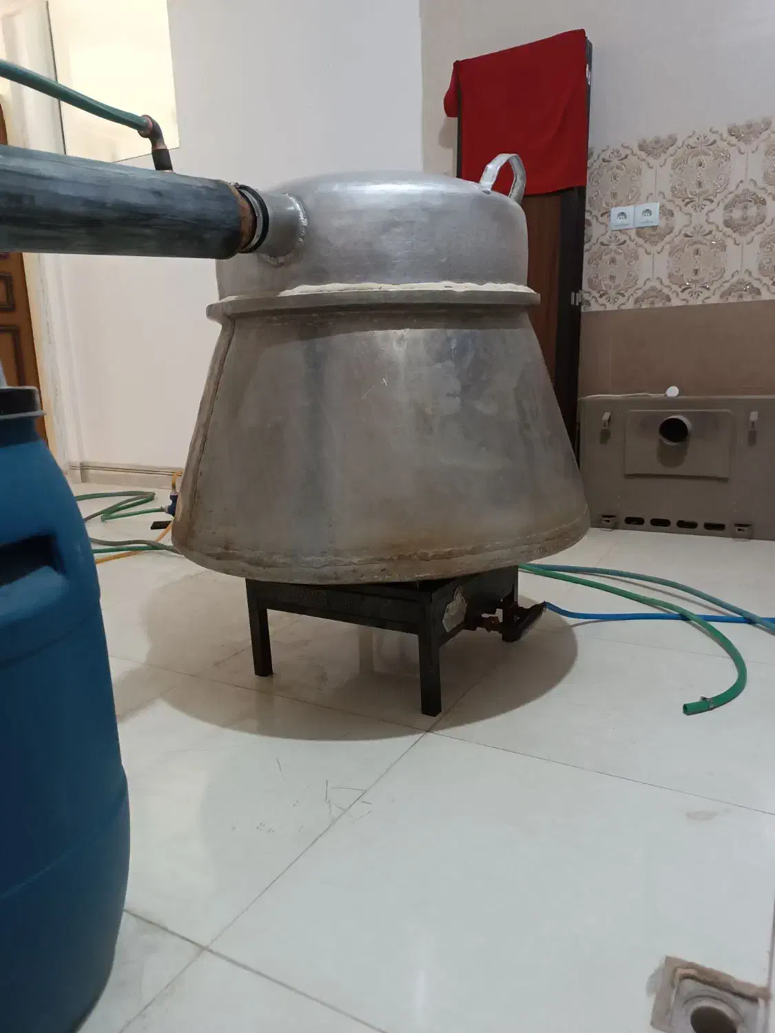 دیگ ۲۵۰ لیتری|ظروف پخت‌وپز|شیراز, زرهی|دیوار