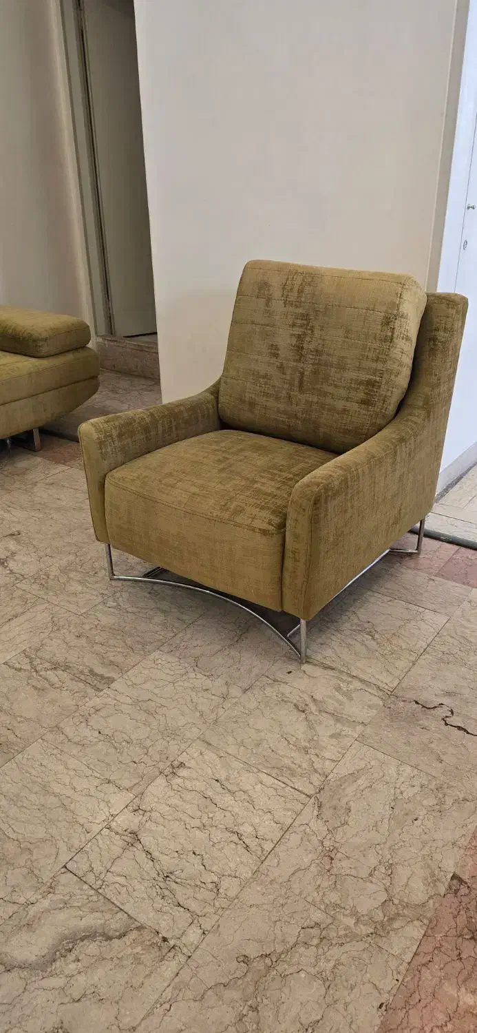 ی دست مبل ۶نفره|مبلمان خانگی و میز عسلی|تهران, سازمان برنامه شمالی|دیوار