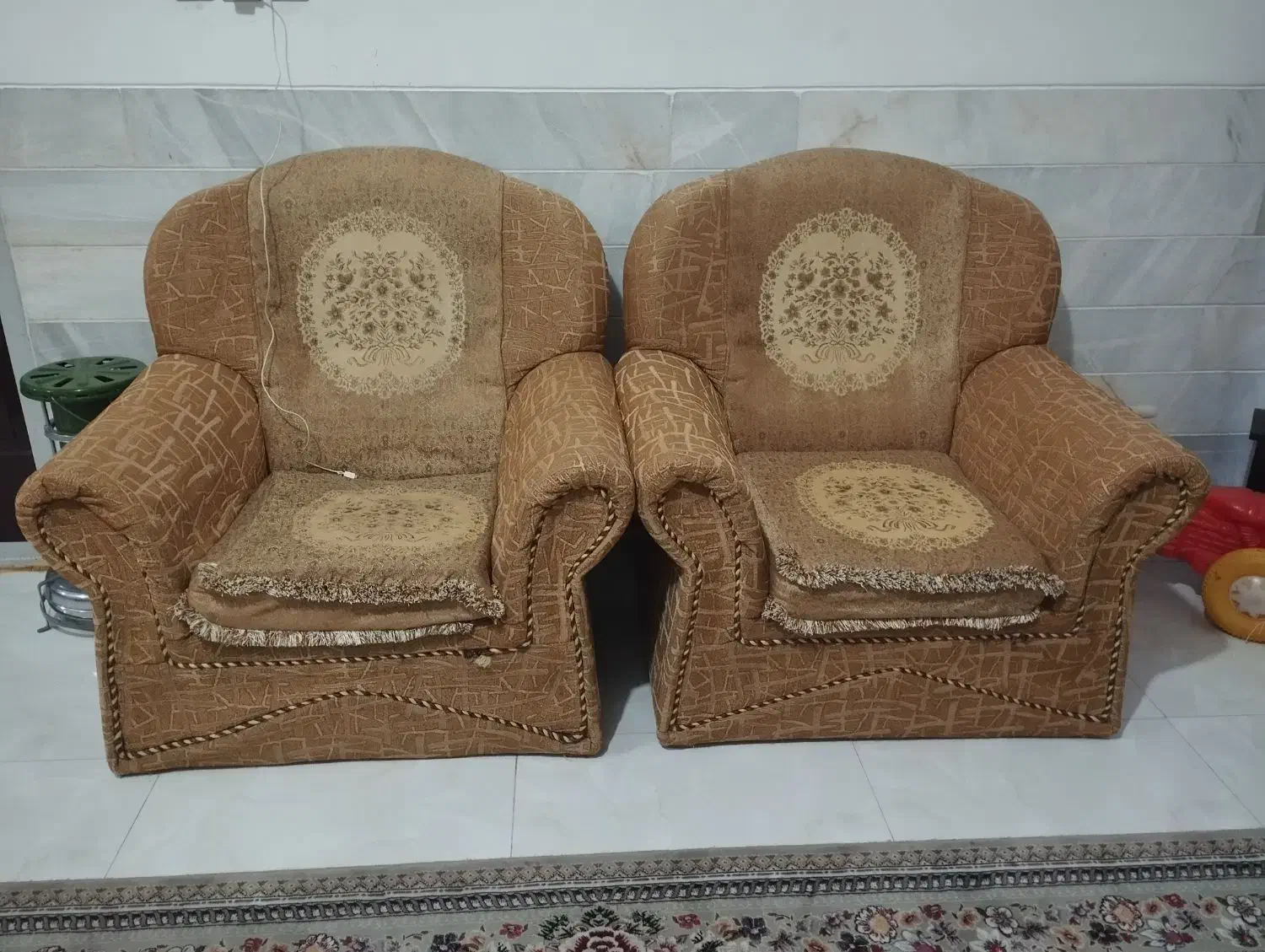 مبل|مبلمان خانگی و میز عسلی|میبد, |دیوار