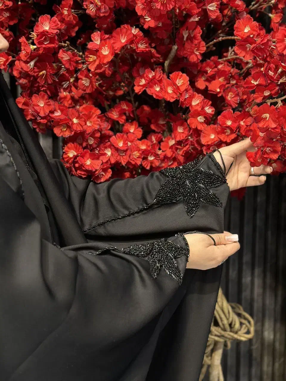 حراج چادرهای جواهر دوزی و گلدوزی نو فقط ۱۲۰۰|لباس|یاسوج, |دیوار