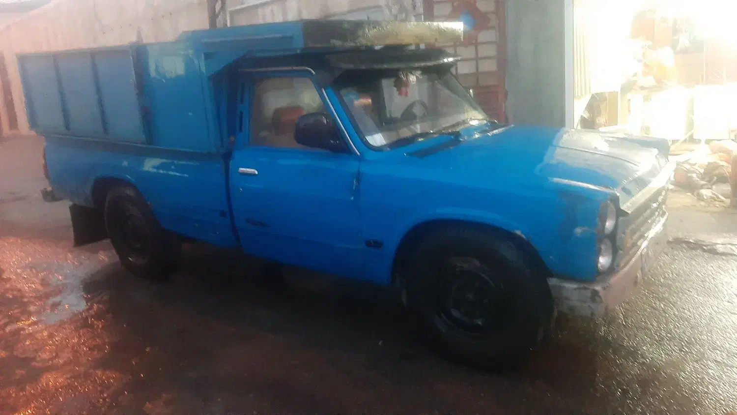 تخریب ساختمان بتونی شناژ گود برداری و داخلی|خدمات پیشه و مهارت|سیلاخور, |دیوار