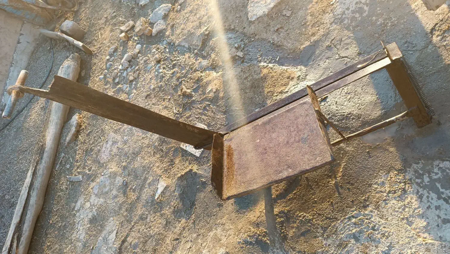 علف خورد کن دستی|لوازم جانبی حیوانات|ایجرود, |دیوار