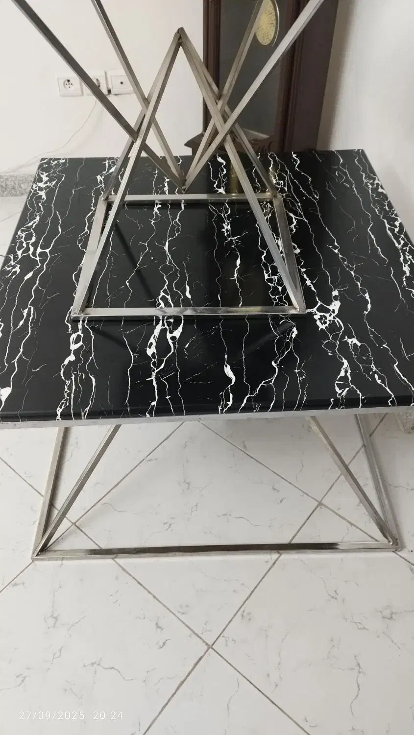 جلو مبلی با دوعدد عسلی|مبلمان خانگی و میز عسلی|چالوس, |دیوار