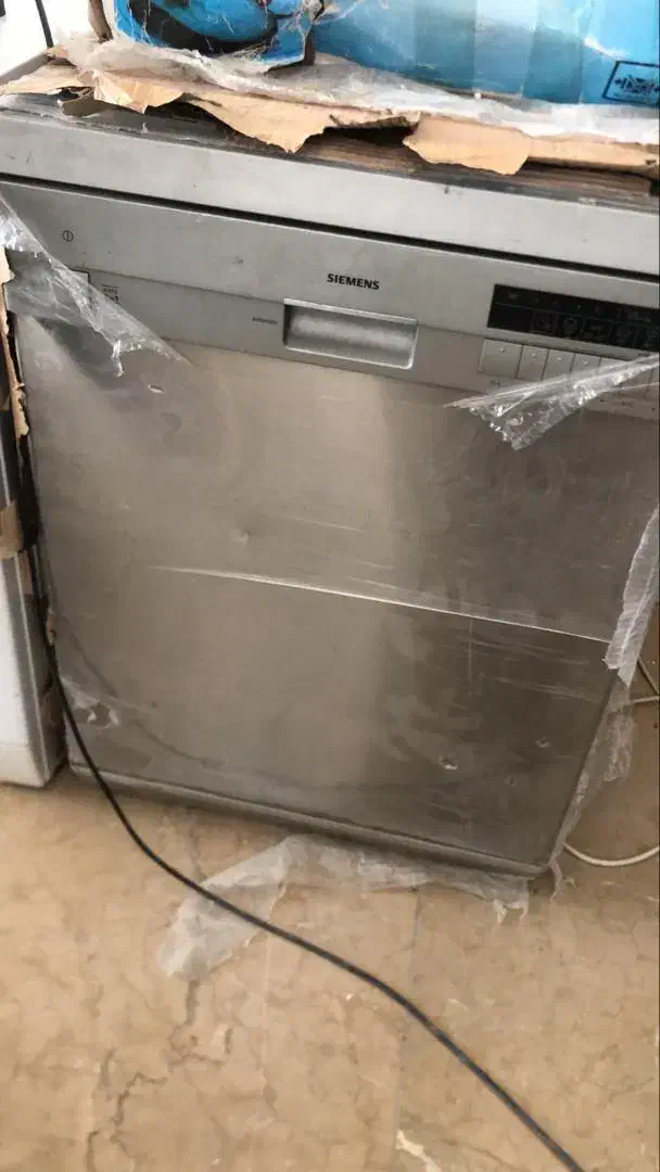 لباس شویی و ظرف شویی|ماشین لباسشویی و خشککن لباس|بندر دیر, |دیوار