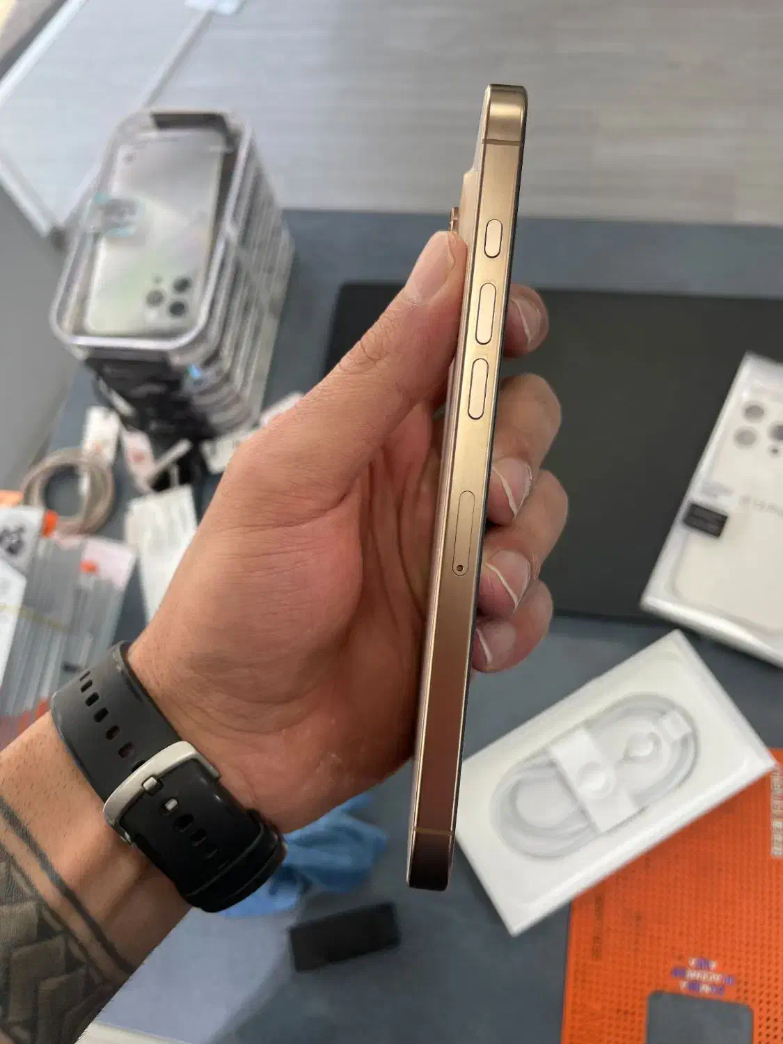 آیفون ۱۶ پرومکس ۲۵۶ گیگ|موبایل|قزوین, |دیوار