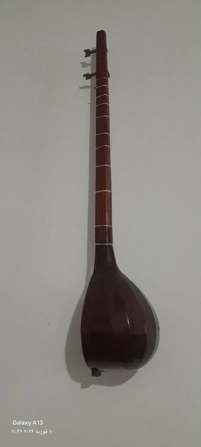 سه تار|سازهای سنتی|بروجرد, |دیوار