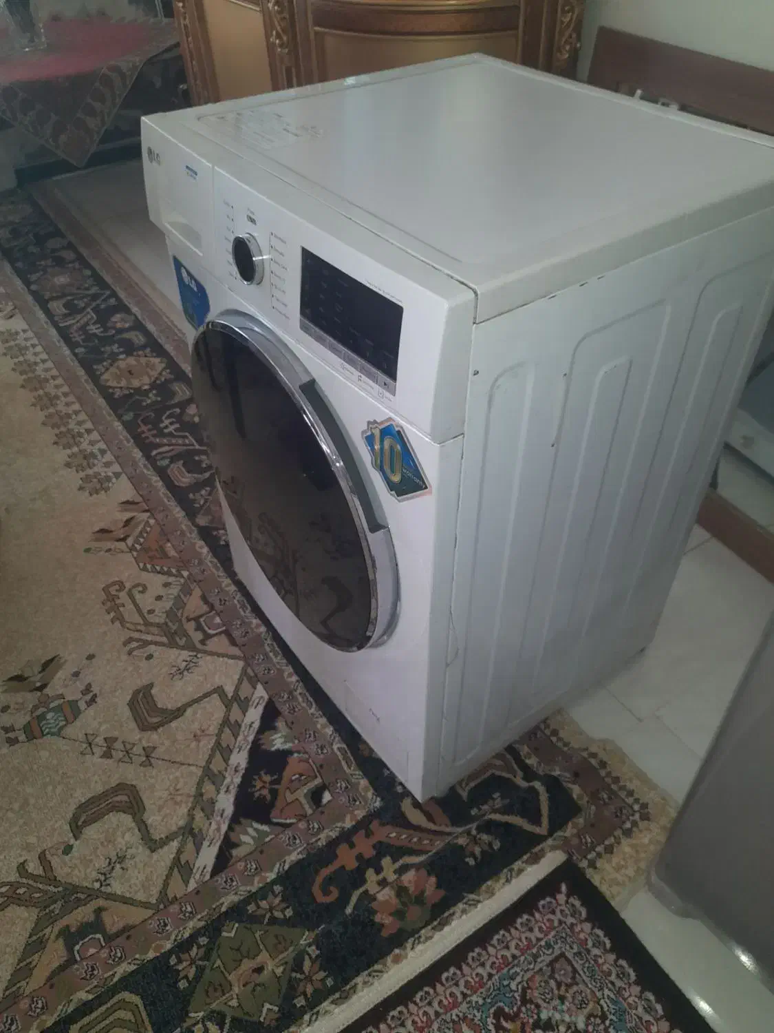 یک عدد لباسشویی ال جی یک سال در حد نو|ماشین لباسشویی و خشک‌کن لباس|محمدشهر, جعفرآباد|دیوار