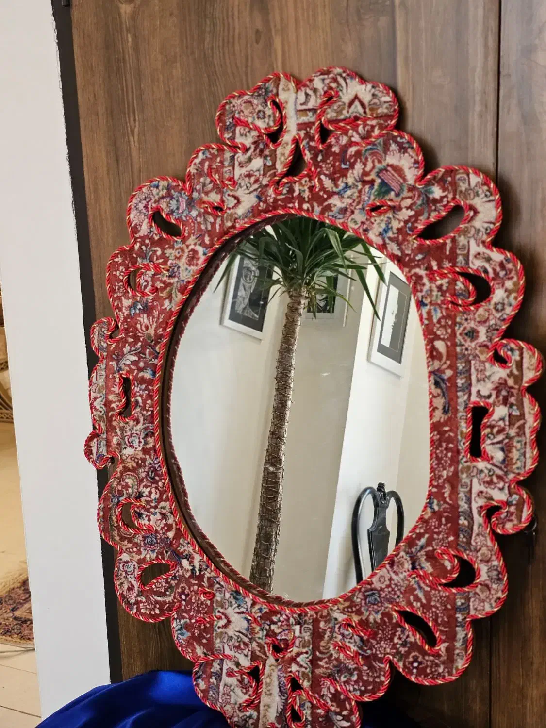 آئینه|آینه|قم, شهرک قدس|دیوار