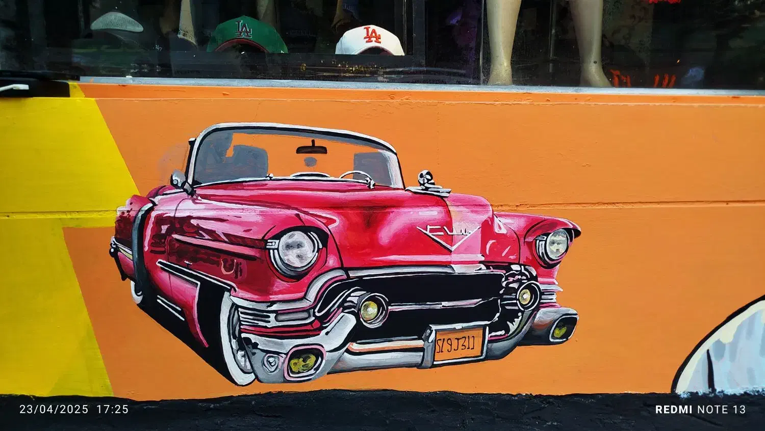 رنگ کاری و نقاشی دیواری،ترکیب رنگ|خدمات پیشه و مهارت|کرج, گوهردشت|دیوار