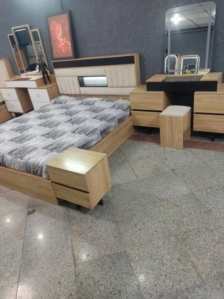 سرویس خواب|تخت و سرویس خواب|قم, امامزاده ابراهیم|دیوار