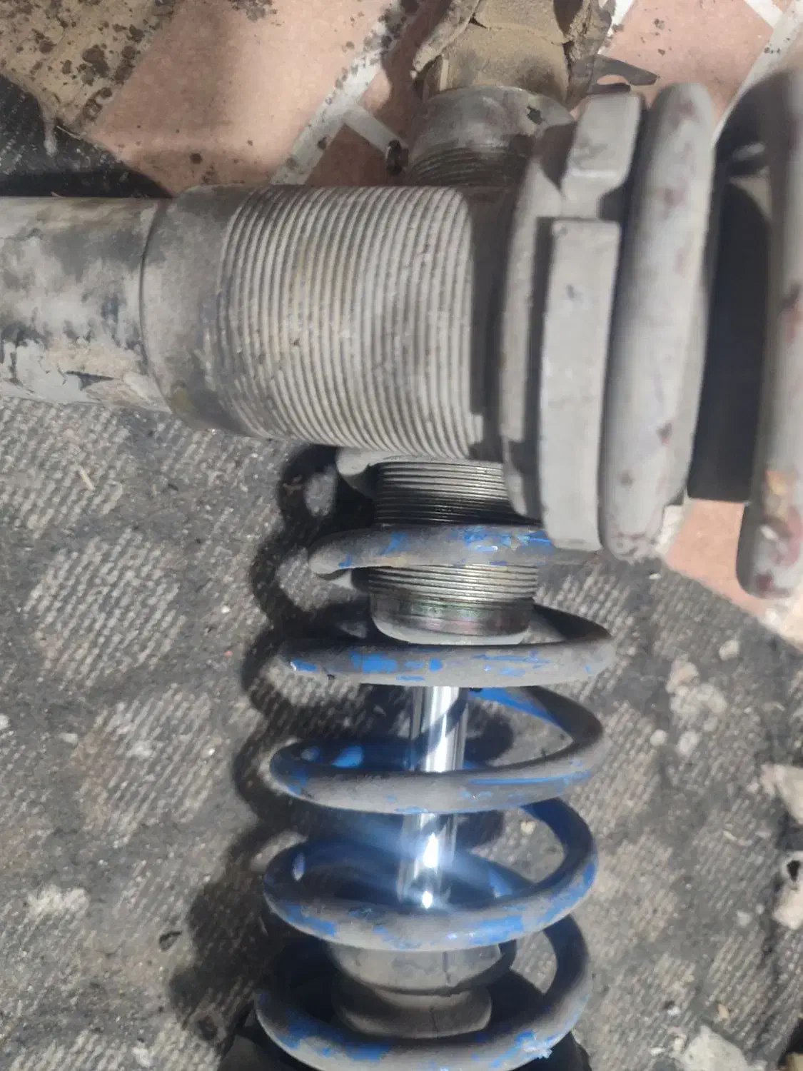 یک جفت کمک و رزو جلو کامل|قطعات یدکی و لوازم جانبی|گنبد کاووس, |دیوار