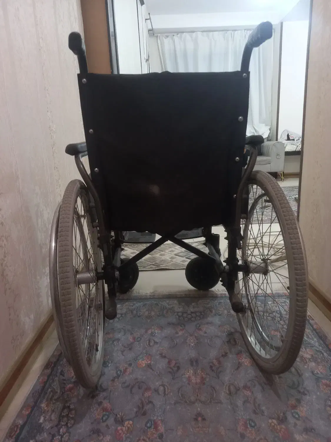 ویلچر|پزشکی|صفادشت, |دیوار