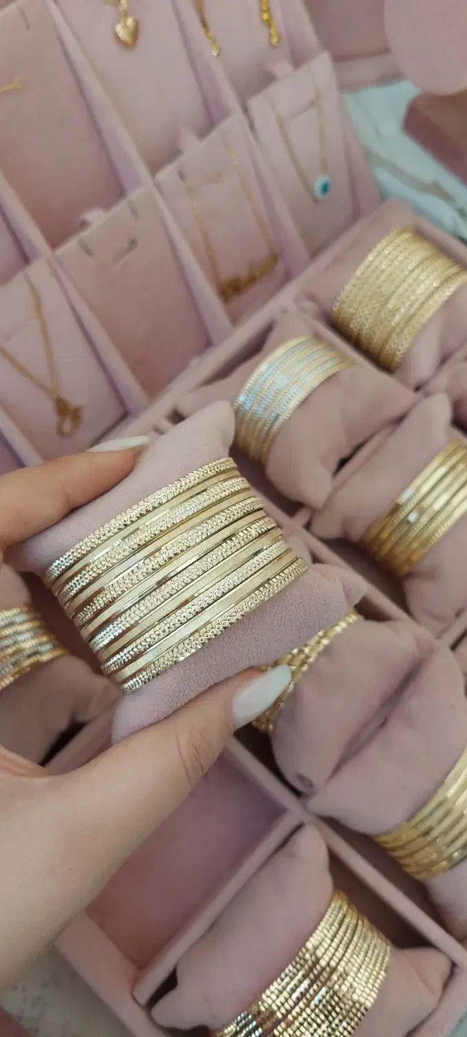 النگو طلا روس ضمانت دار|بدلیجات|قم, نیروگاه|دیوار