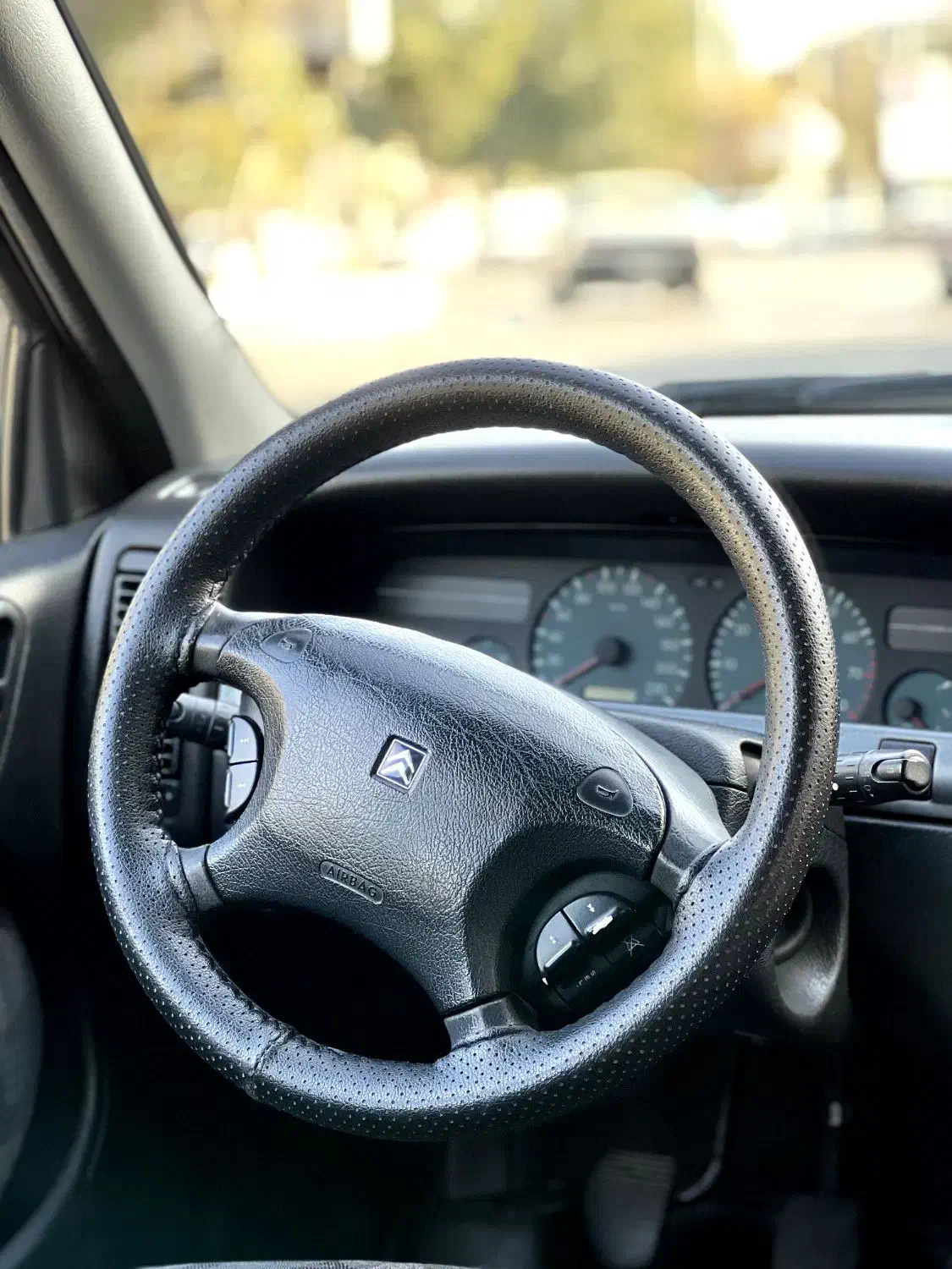 زانتیا سفید در جه یک|خودرو سواری و وانت|اردبیل, |دیوار