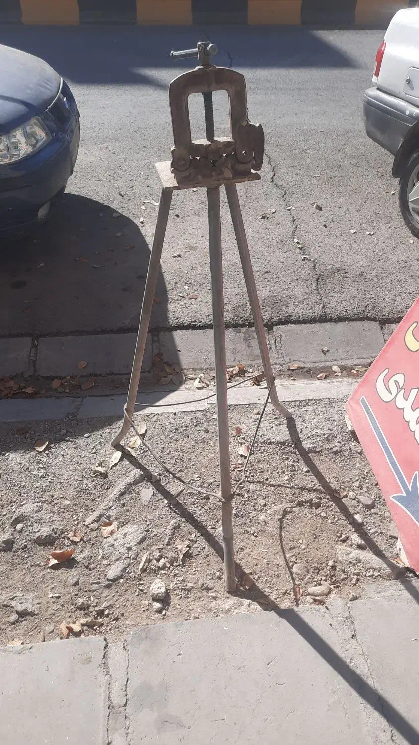 فروش قلاویز لوله بر ۲ اینچ|ابزارآلات|قروه, |دیوار