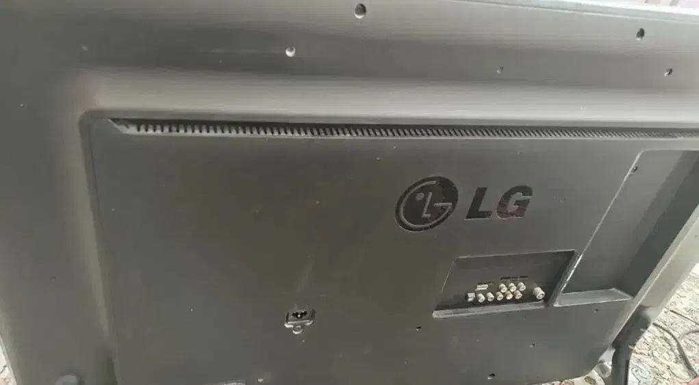 تلویزیون LED 42اینچ LG اصل کره|تلویزیون و پروژکتور|اراک, |دیوار