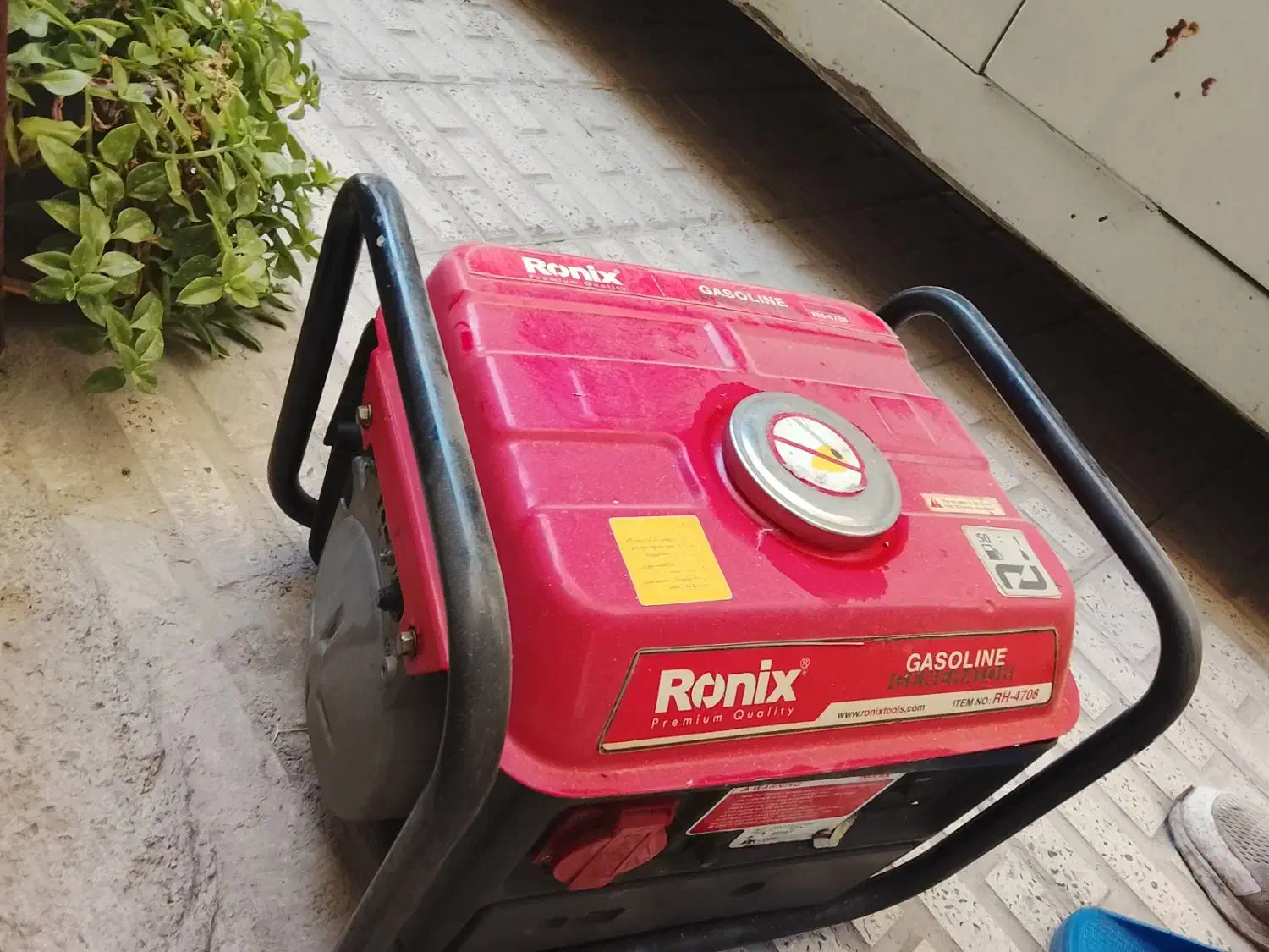 موتور برق رونیکس سالم|ماشین‌آلات صنعتی|آبیک, |دیوار