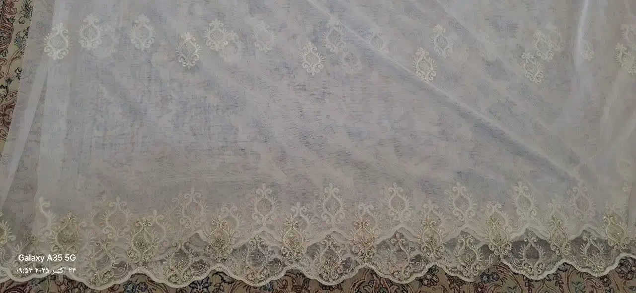 پرده دوخته نشده گل برجسته|پرده، رانر، رومیزی|تربت‌حیدریه, ۴۵ متری|دیوار