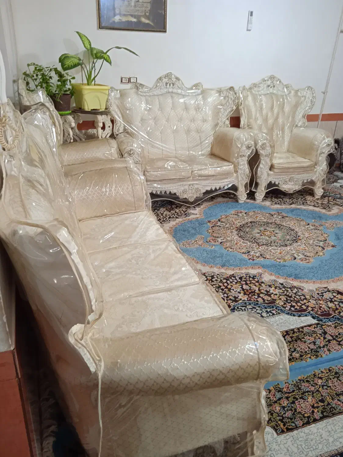 مبل ۷نفره با1عدد میز و 2تاگل میزشیشه ای|مبلمان خانگی و میز عسلی|کوه چنار, |دیوار