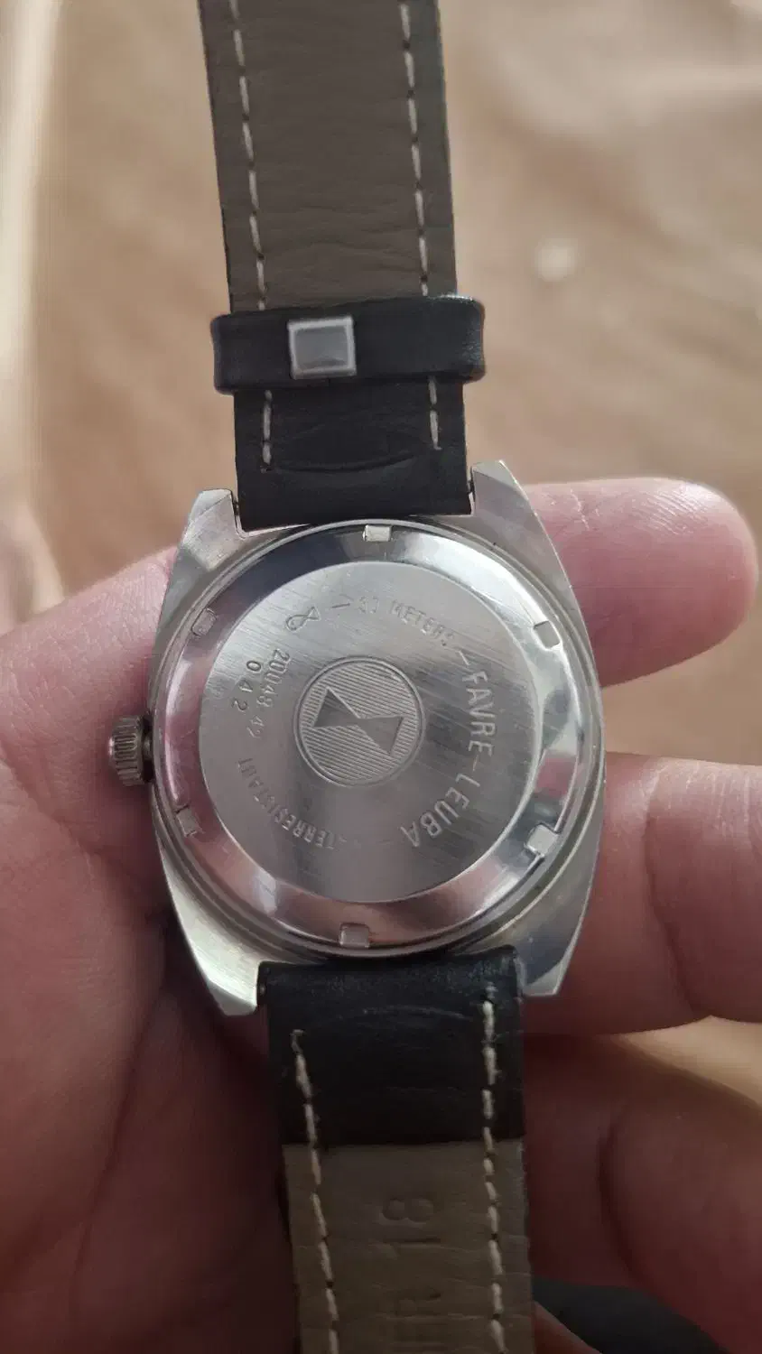 ساعت کوکی سویس اصل|ساعت|سقز, |دیوار