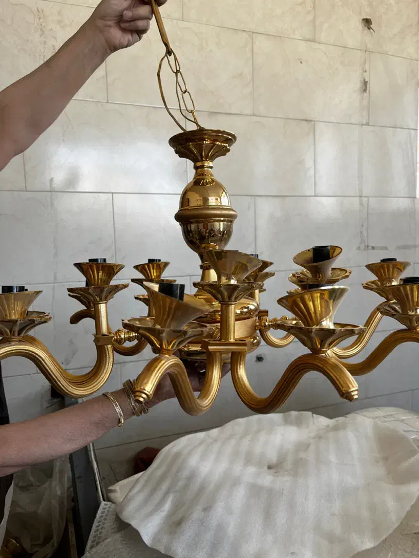 لوستر بزرگ 15 شاخه شیک وتمیز|لوستر و چراغ آویز|خمینیشهر, |دیوار