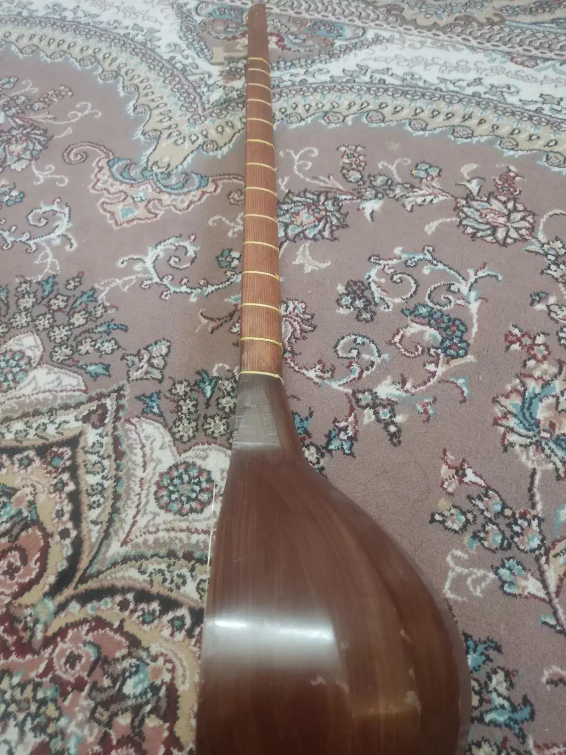 ساز چهار تار|سازهای سنتی|زاهدان, |دیوار