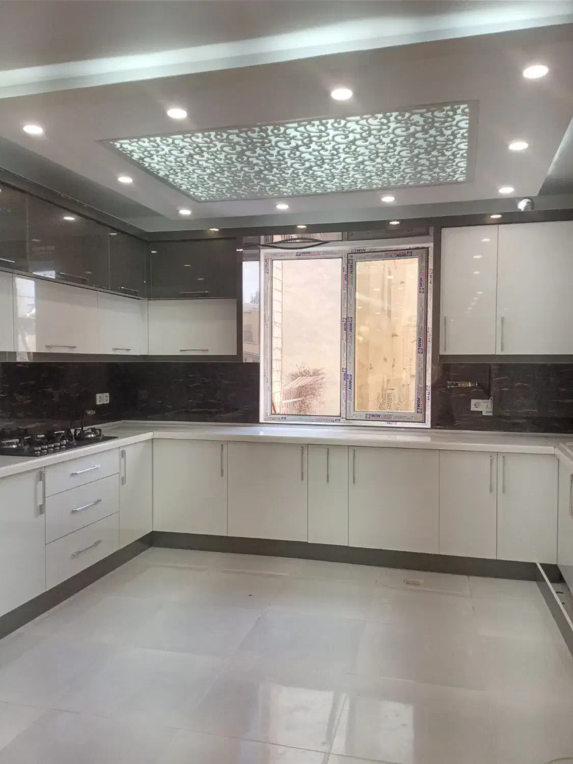 نظافت ساختمان آپارتمان منزل|خدمات نظافت|زاهدان, |دیوار