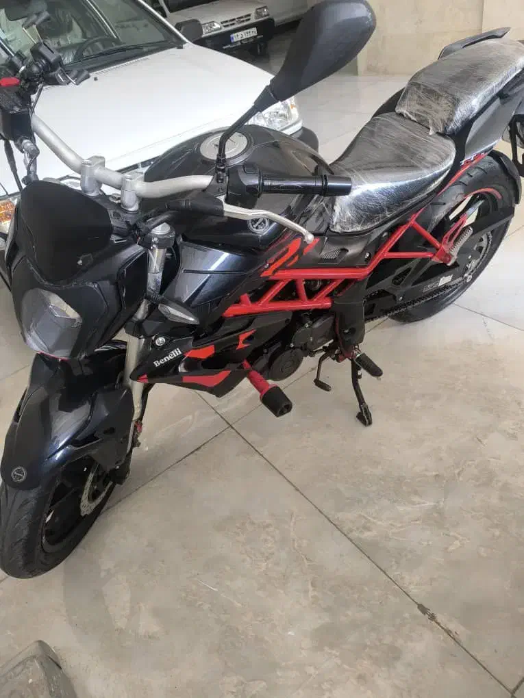 بنلی ۲۵۰تک سیلندنیوفیس مدارک کامل|موتورسیکلت|هشتگرد, شهرک ولیعصر (مصلی)|دیوار