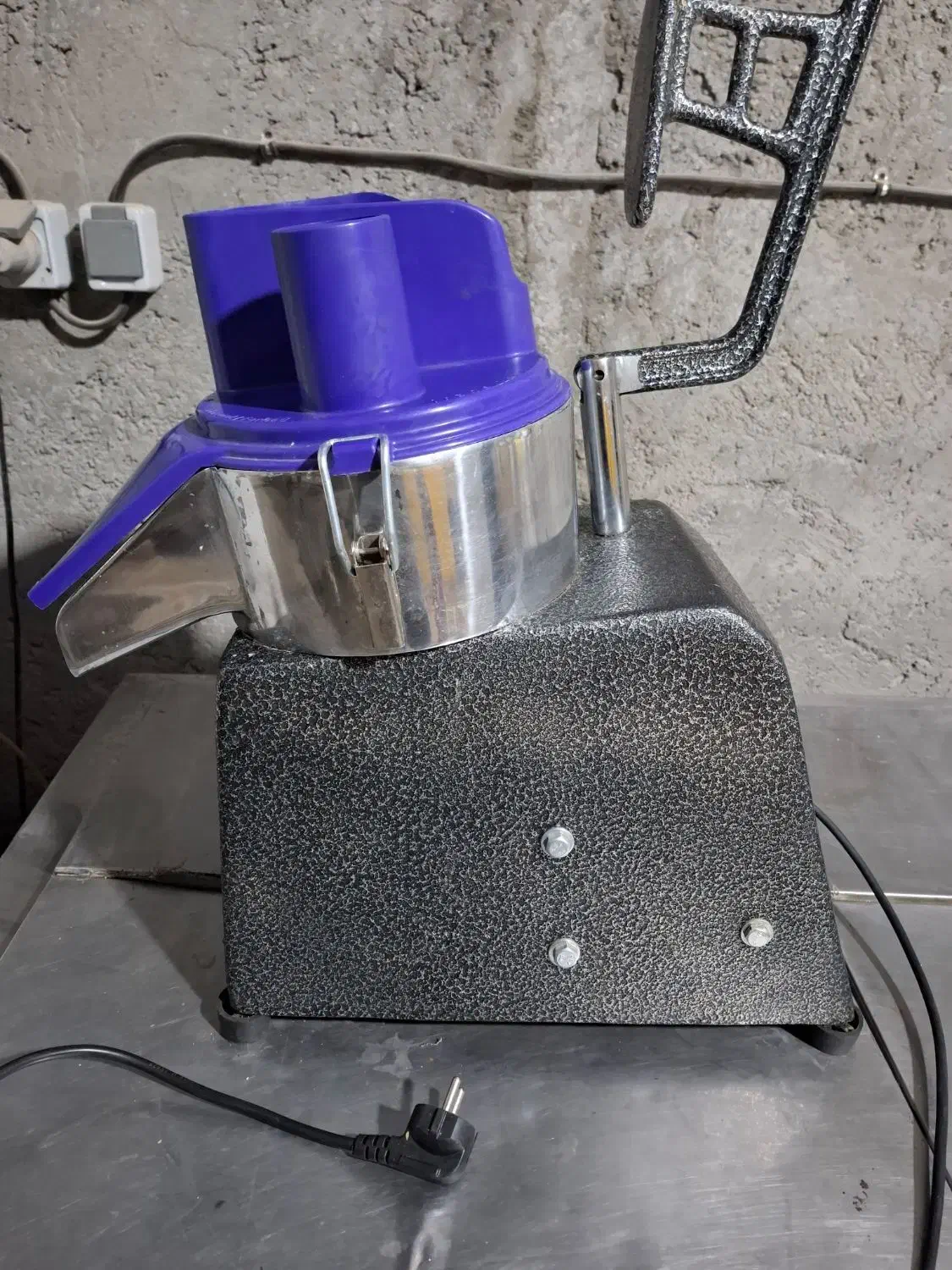 خلال کن نیم صنعتی|کافی‌شاپ و رستوران|کرمان, |دیوار