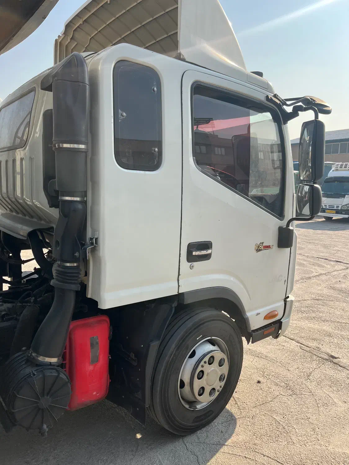 جک ۶ تن مدل ۹۶ یخچالدار|خودرو سنگین|اسلام‌شهر, شاطره|دیوار