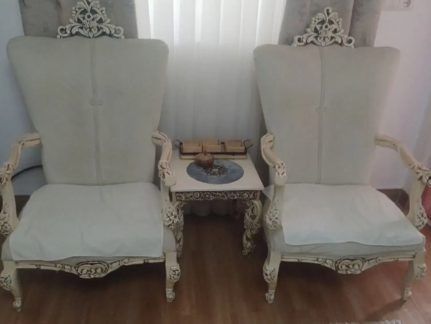 مبل ۷نفره|مبلمان خانگی و میز عسلی|رشت, نخودچر|دیوار