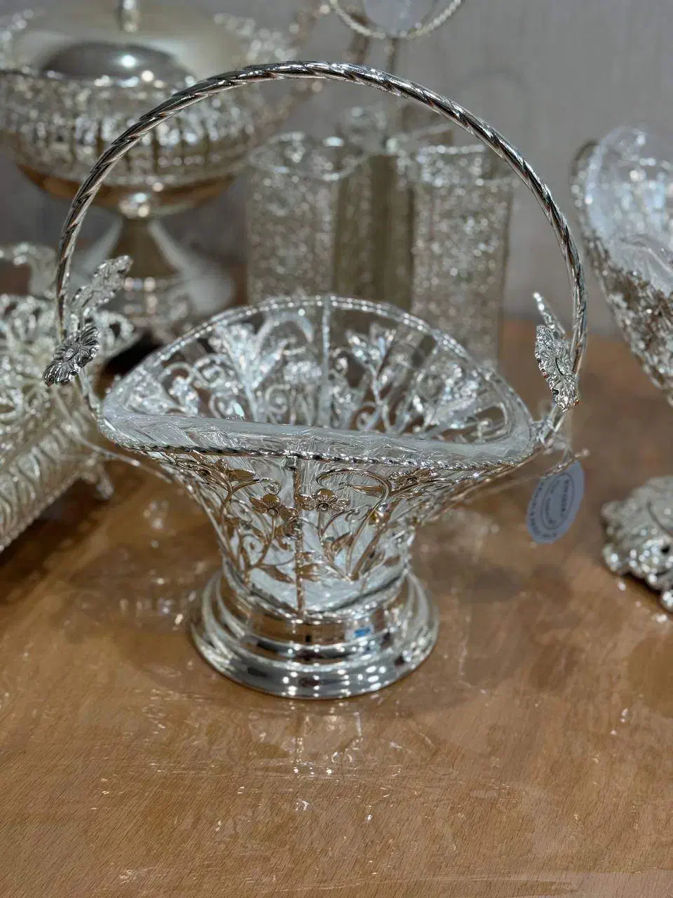 ظروف جهیزیه عروس سیلور طرح نقره|ظروف سرو و پذیرایی|لار, |دیوار