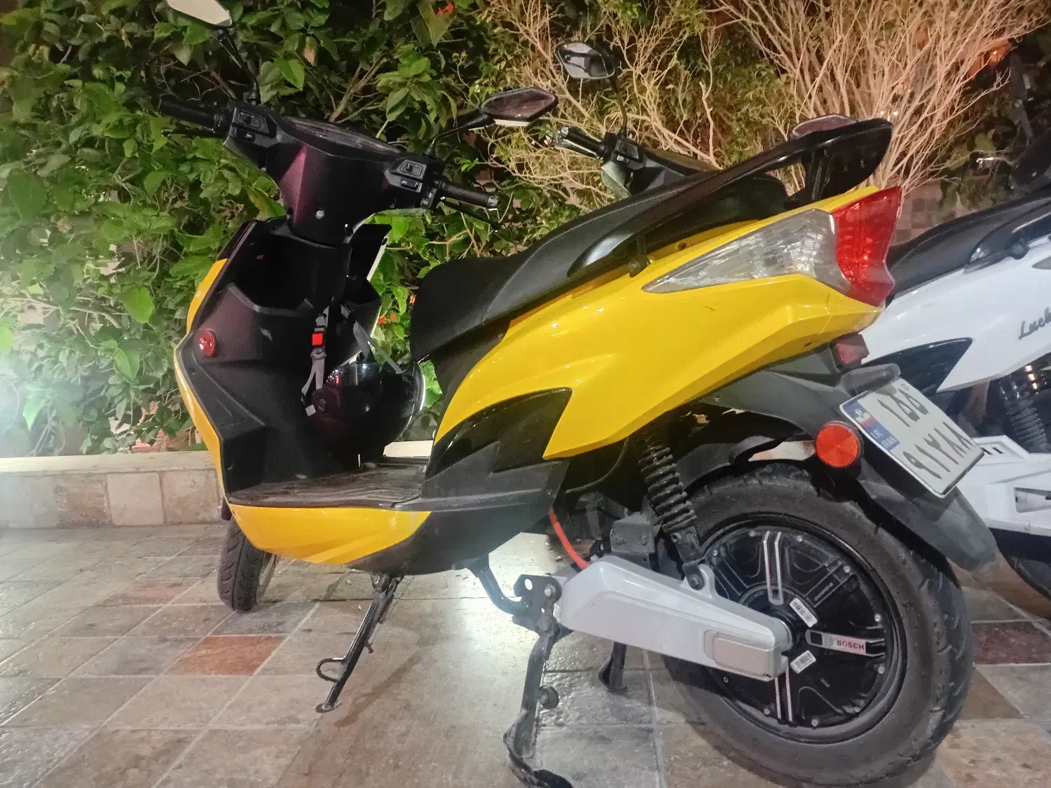 فروش فوری زیرقیمت بازار.مصرف کننده تماس بگیره|موتورسیکلت|کیش, |دیوار