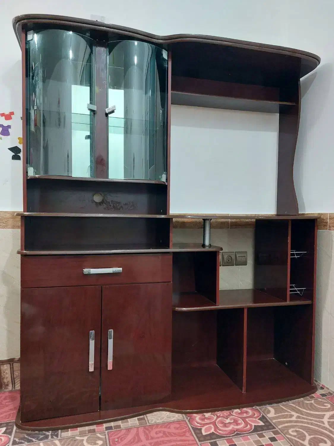 میز چند کاره|کتابخانه، شلف، قفسههای دیواری|قشم, |دیوار