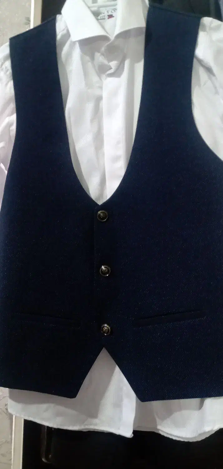 کت و شلوار|لباس|چهارباغ, |دیوار