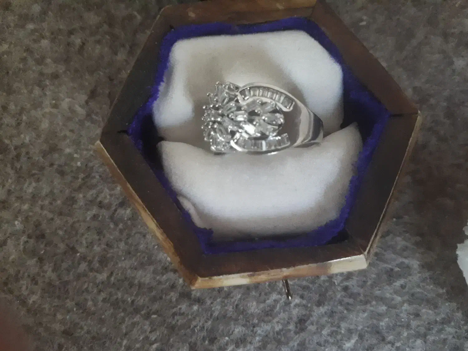 انگشتر جواهر نما نقره ۹۲۵با ابکاری طلا|جواهرات|تهران, صادقیه|دیوار