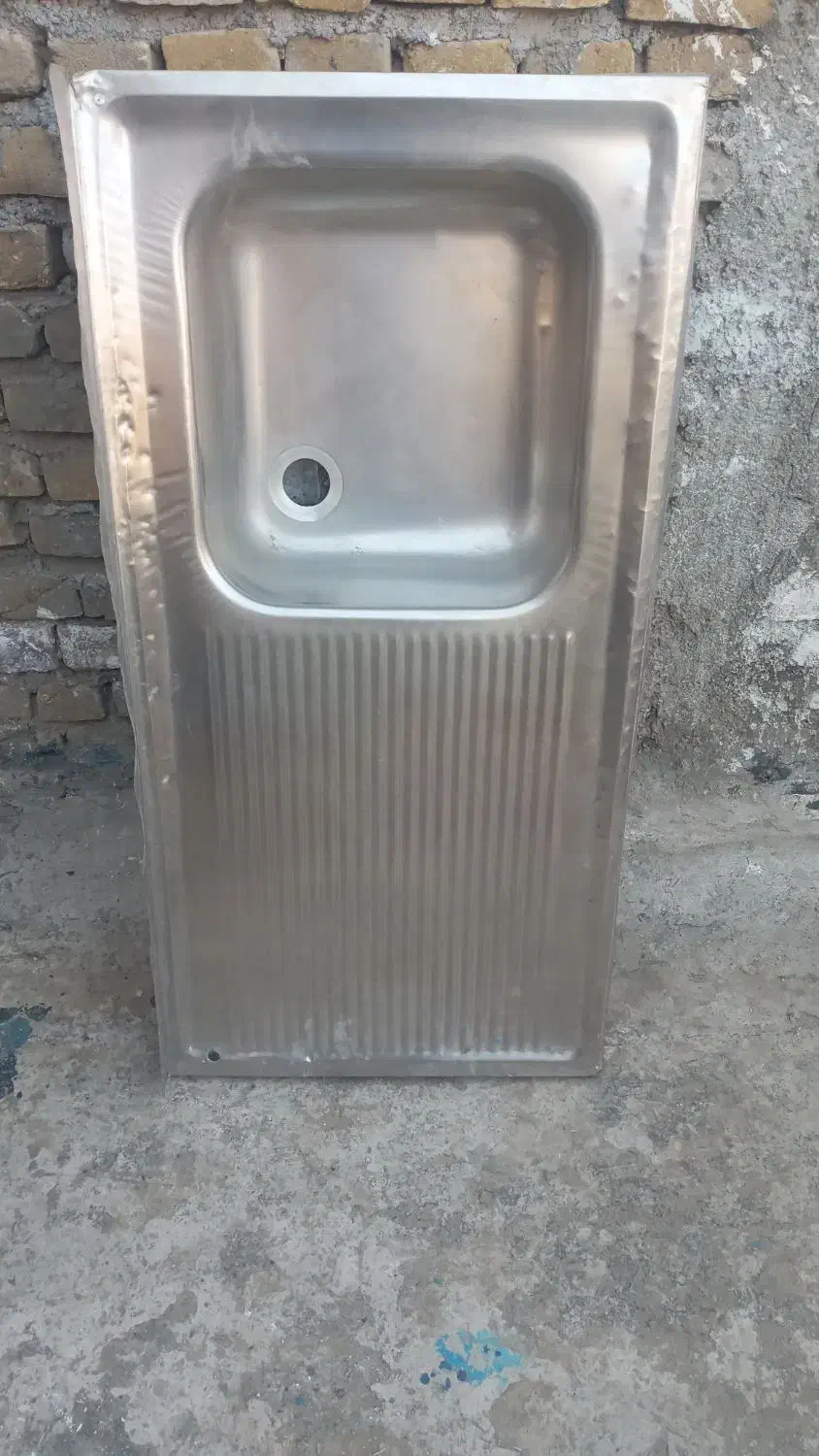 سینگ|آب‌چکان و نظم‌دهنده ظروف|سبزوار, شرق کال عیدگاه|دیوار