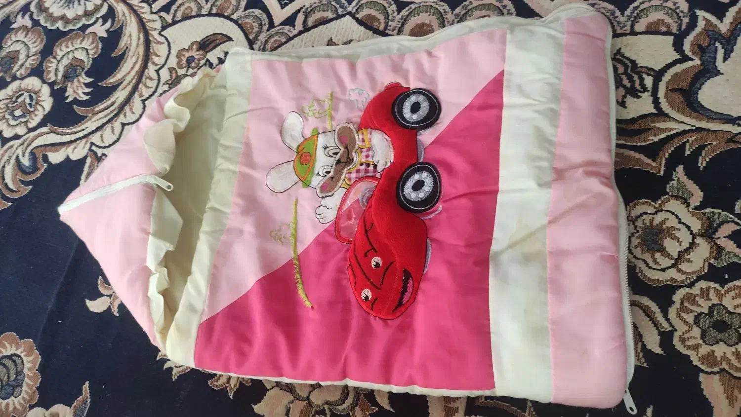 سرویس مسافرتی نوزاد|رختخواب، بالش، پتو|اشتهارد, |دیوار