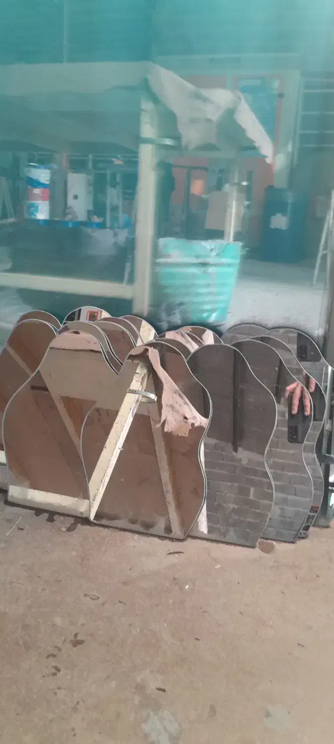 آینه در طرح‌ها و اندازه‌ها مختلف برای سفره هفت‌سین|آینه|سنندج, |دیوار