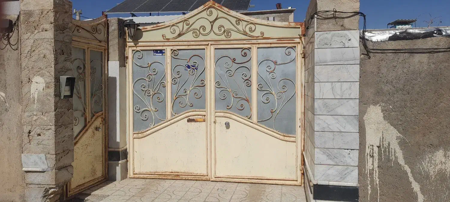 در حیاط|مصالح و تجهیزات ساختمان|قائن, |دیوار